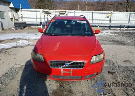 2005 Volvo V50 2.4I z USA, uszkodzony, nr VIN YV1MW390552063086